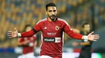 عودة كريم فؤاد.. مدافع الأهلي يظهر في التتش للمشاركة بالتدريبات الجماعية